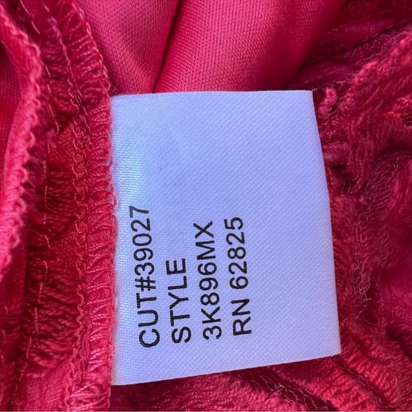 Tadashi shoji lace cocktail dress - Picture 5 of 5